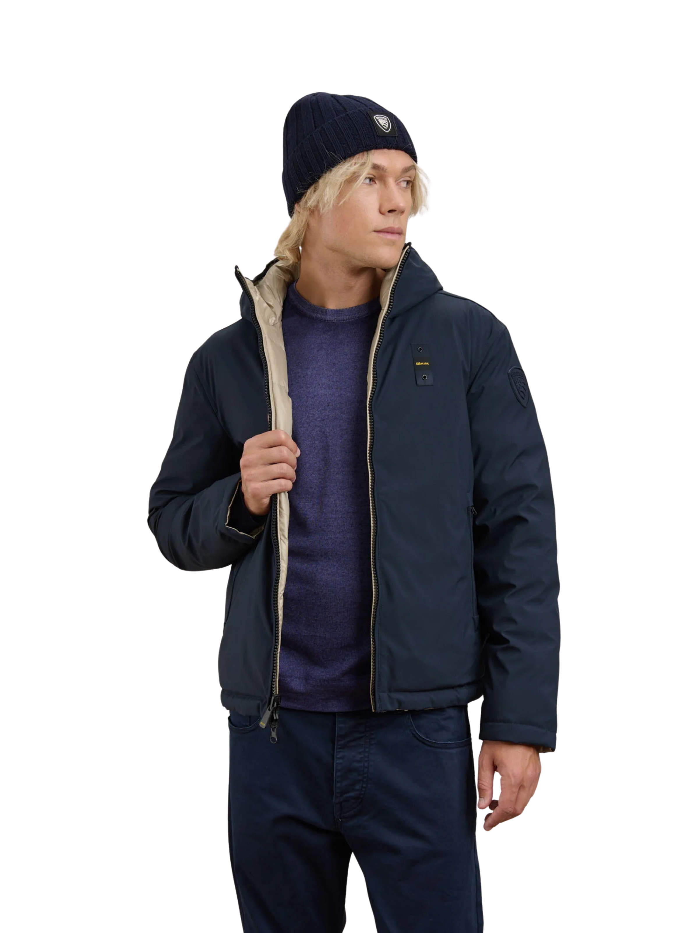 Ingrandisci