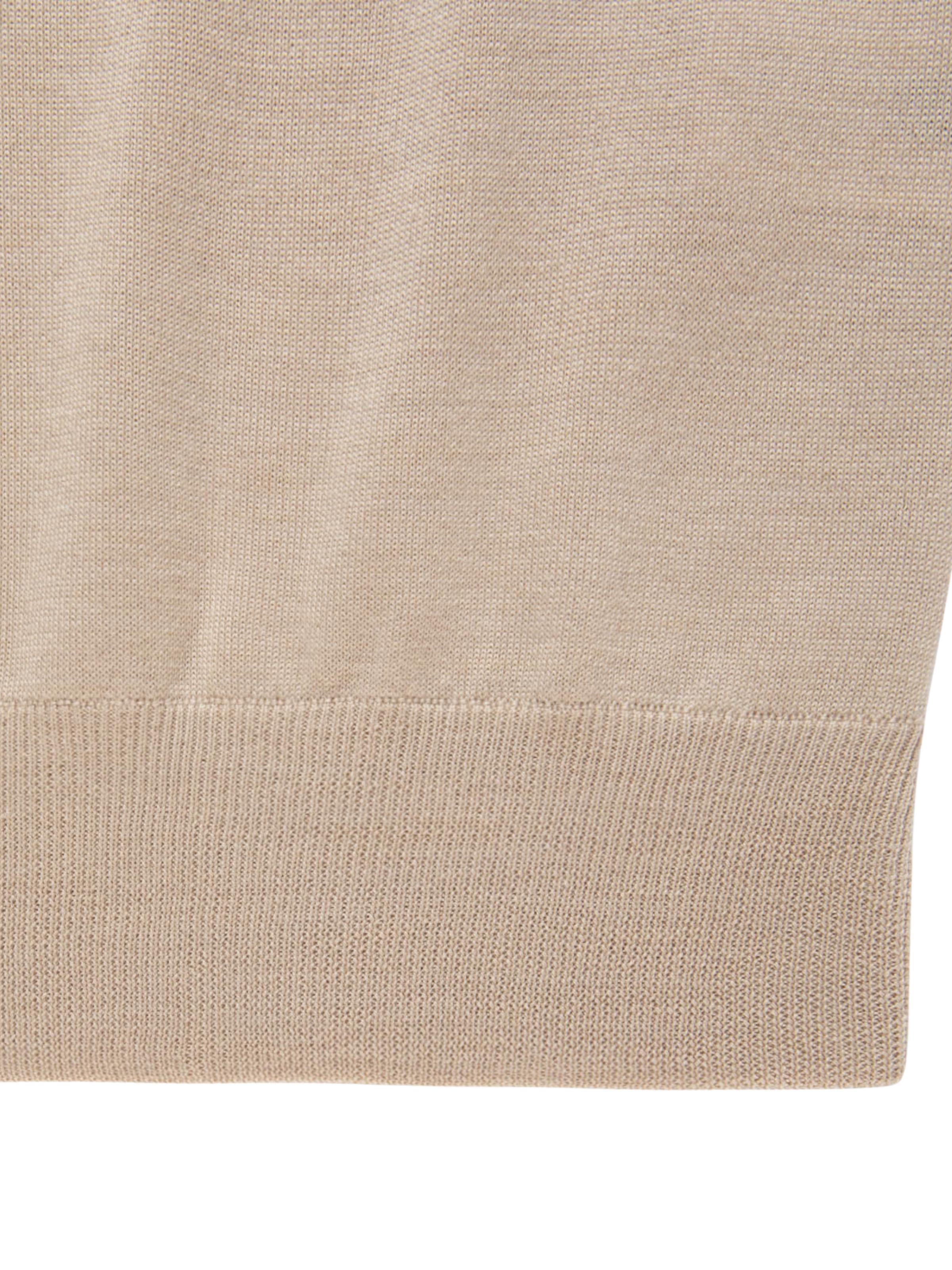 Ingrandisci