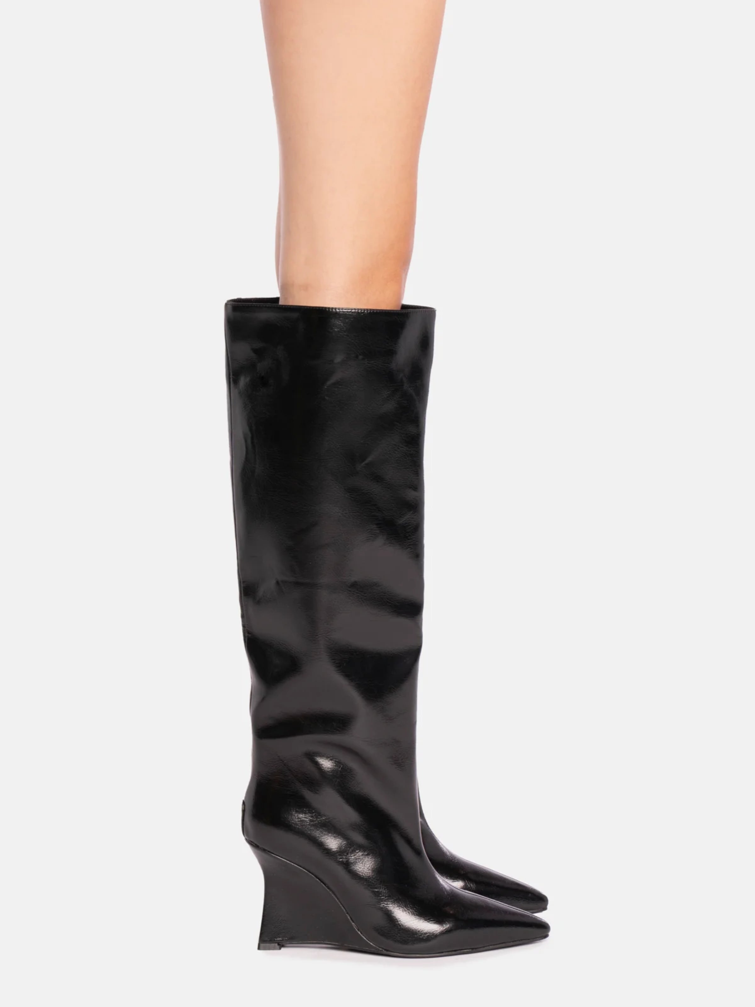 Ingrandisci