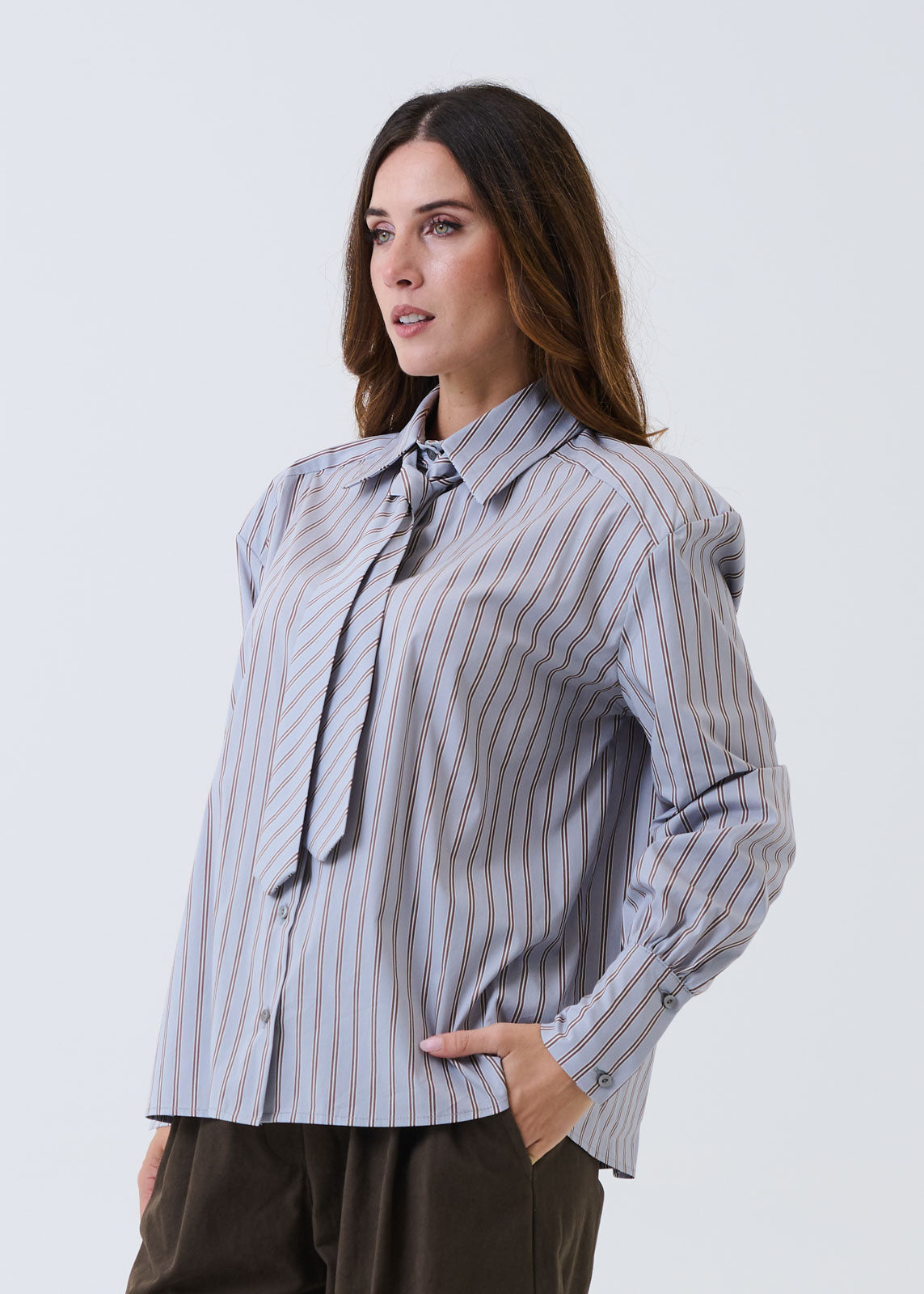 Ingrandisci
