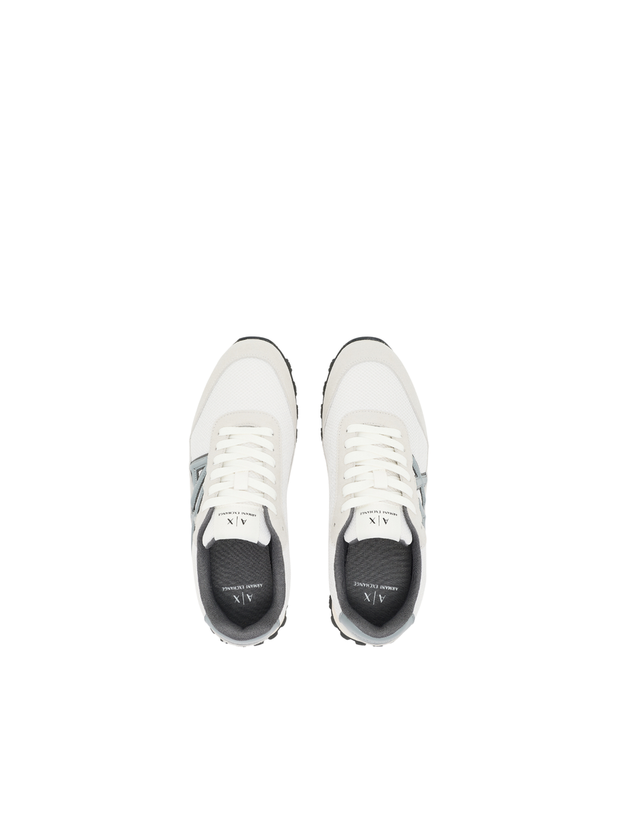 Sneakers Armani Exchange bianche con logo AX a contrasto XM001960 MZ430 Armani Exchange 