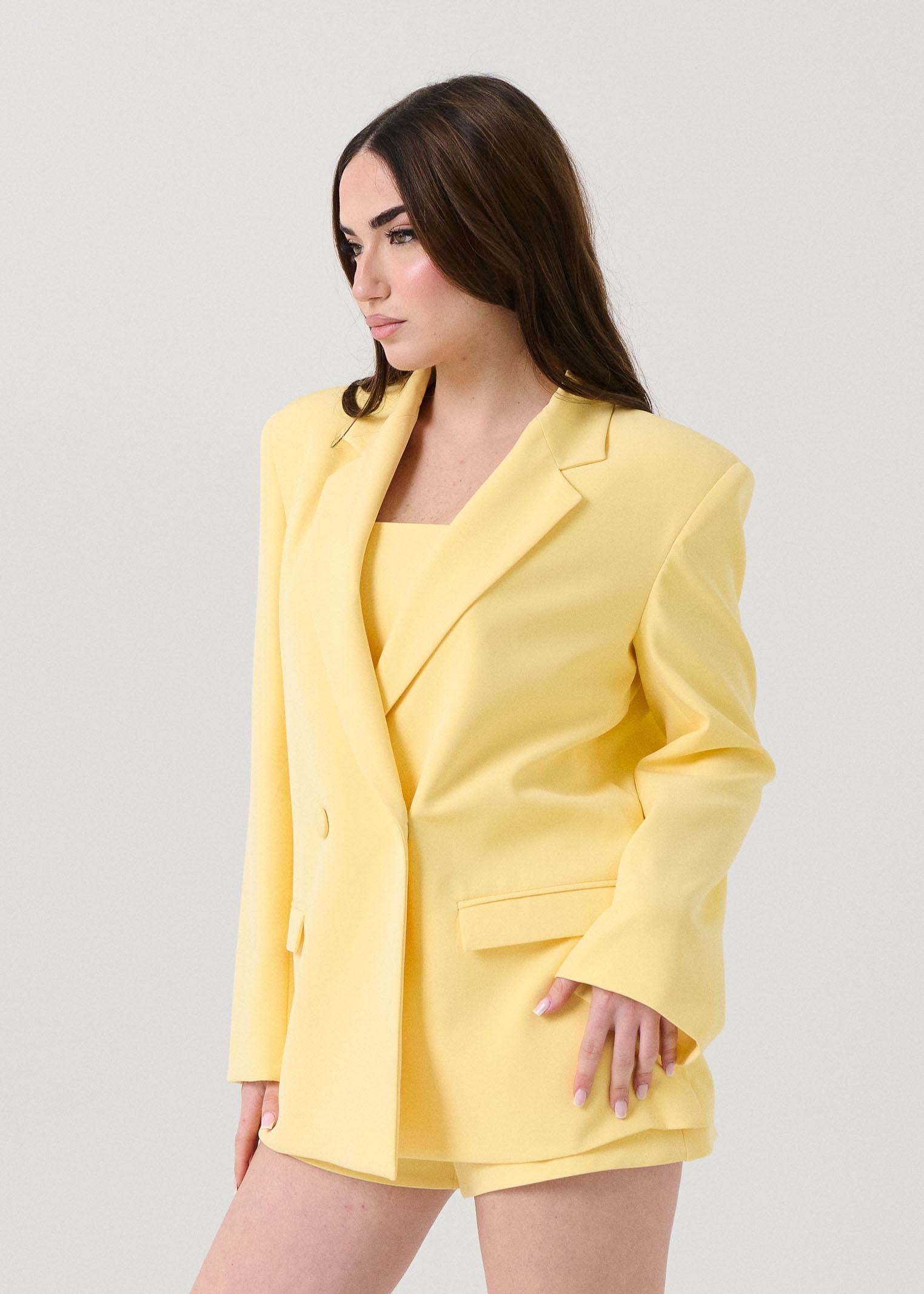 Ingrandisci
