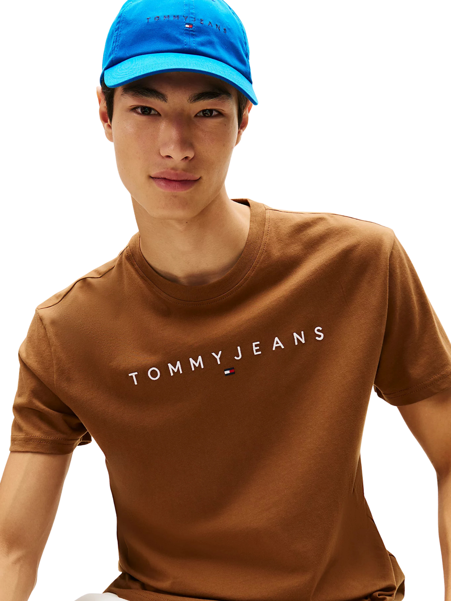 T-shirt Tommy Hilfiger marrone con logo lineare ricamato DM0DM20744 0HD Tommy Hilfiger 