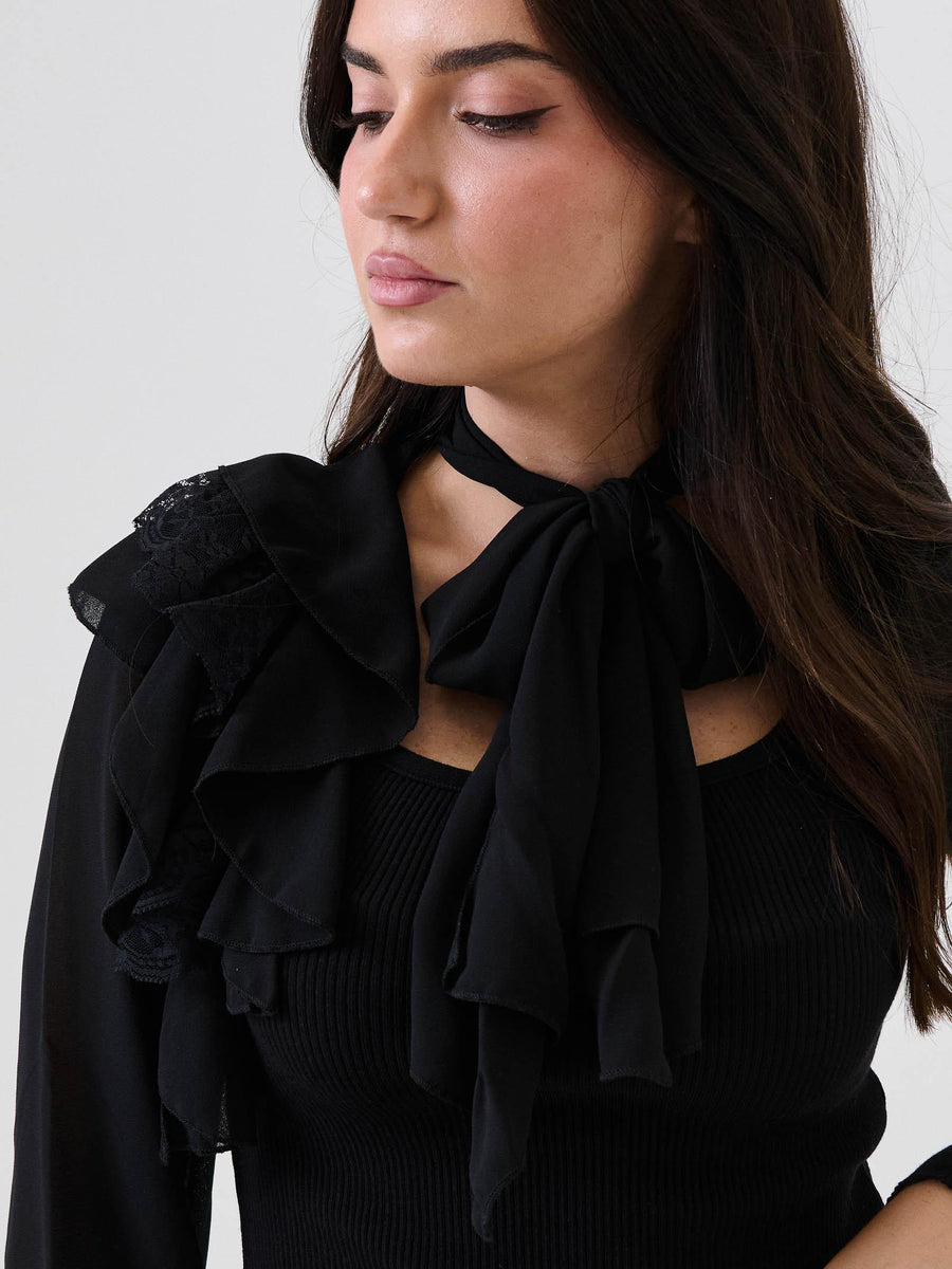 Maglia a costine Haveone nera con volant su spalla e foulard sul collo MMOP087 NERO Haveone 