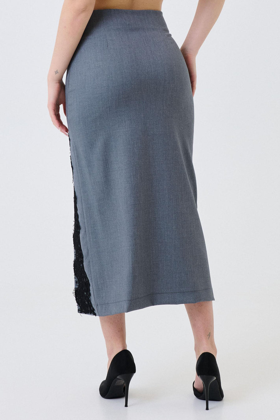 Gonna Armoire grigia con inserti in pizzo 361 GRIGIO Armoire 