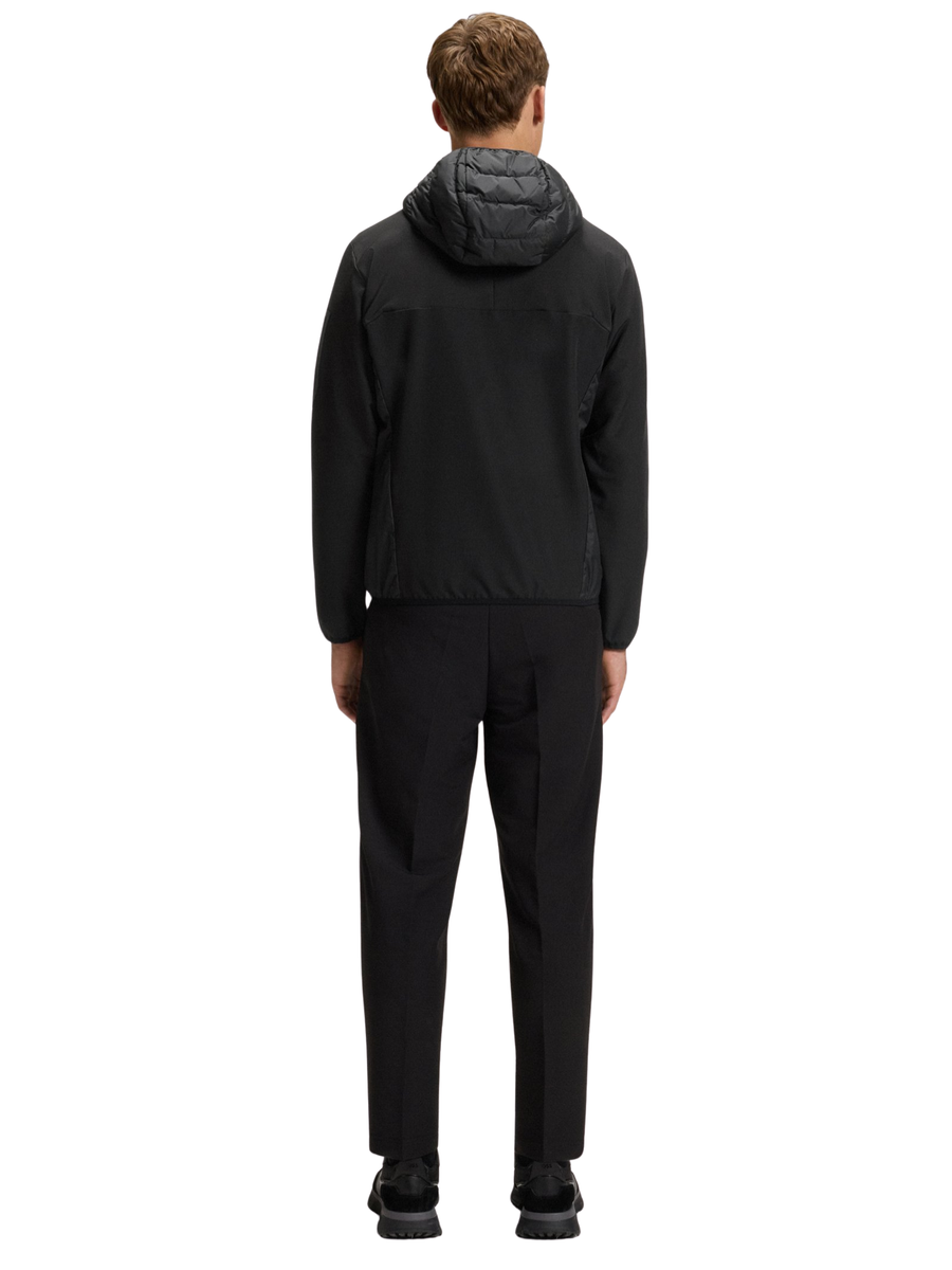 Giubbino Boss nero con tasca su manica con logo 50541032 001 Boss 