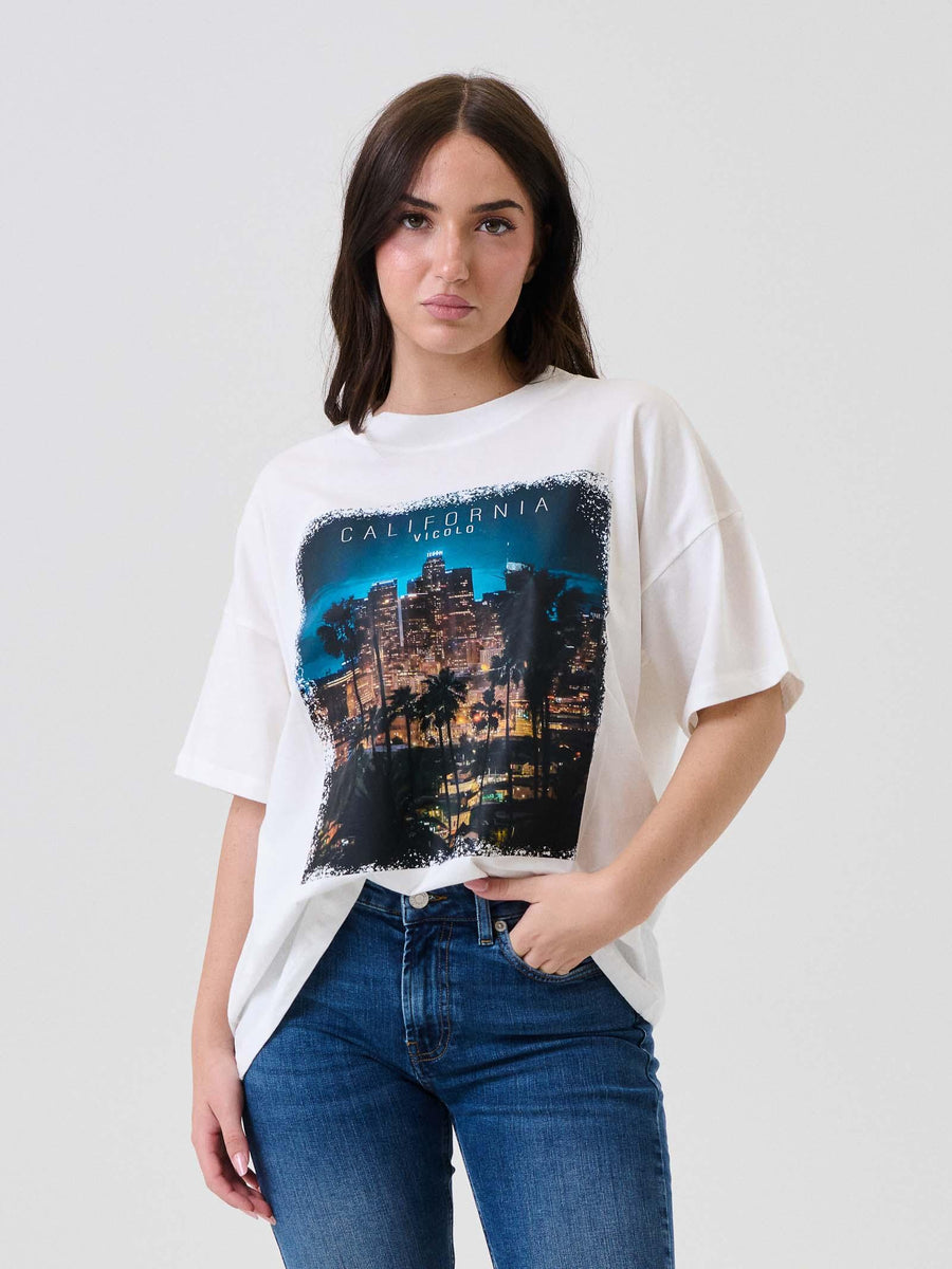 T-Shirt Vicolo bianca con stampa california RF0258 BIA Vicolo 