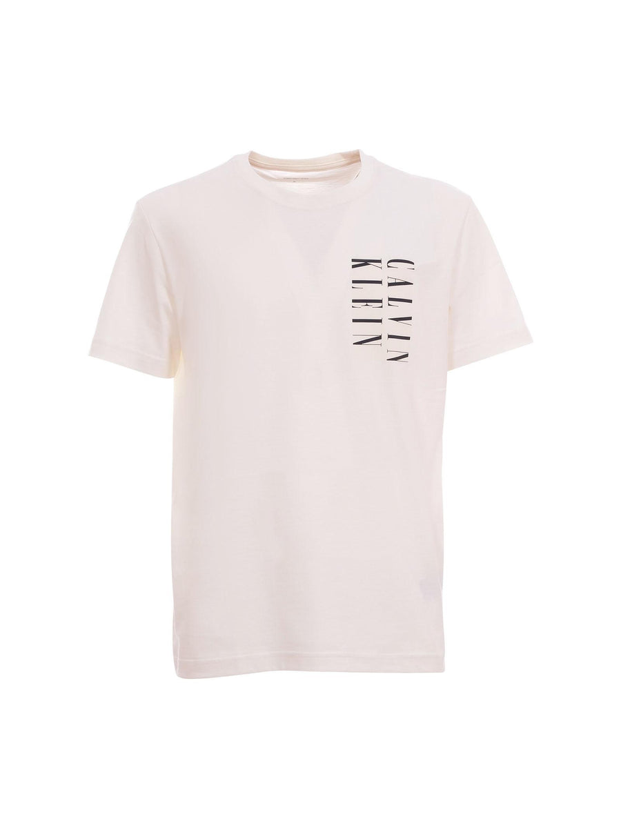 T-Shirt Calvin Klein bianca con stampa e logo a contrasto sul petto J30J327474 YAS Calvin Klein 