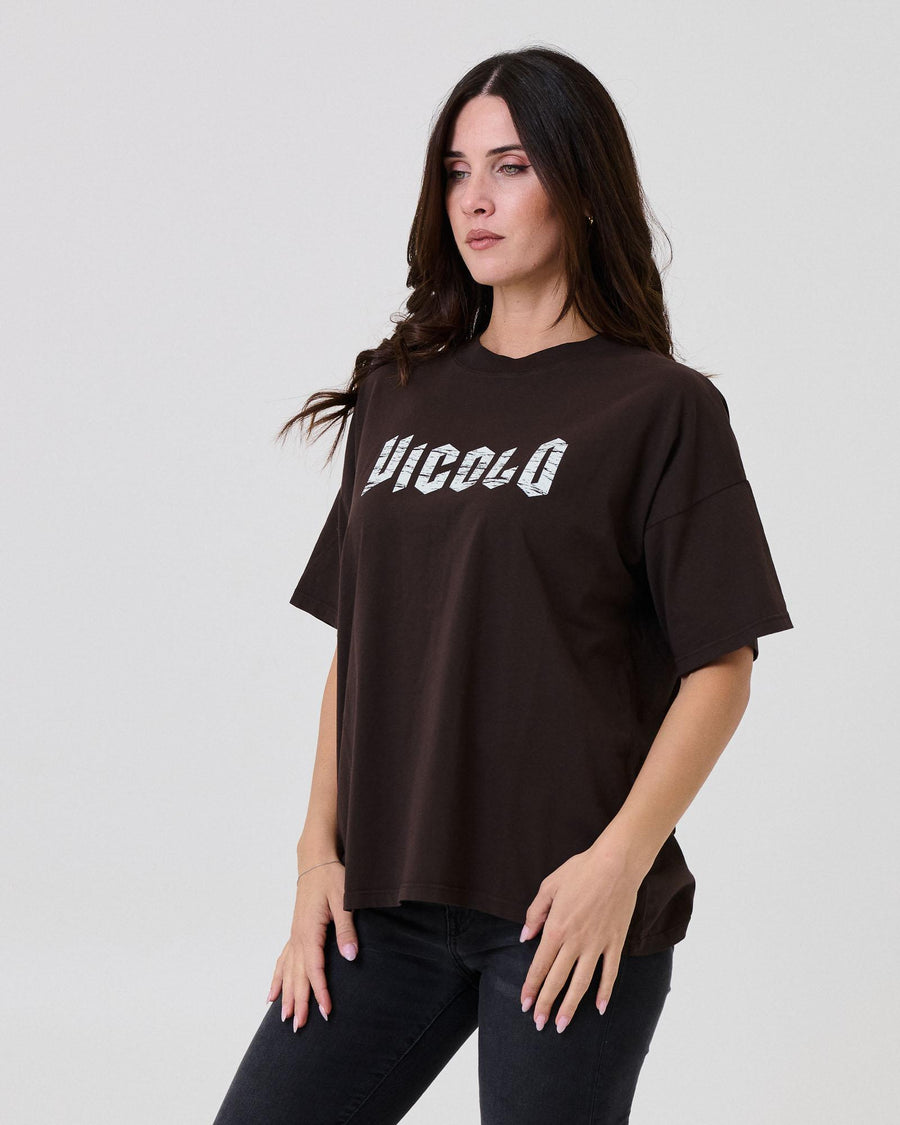 T-Shirt over Vicolo marrone con stampa "Vicolo" effetto used RF0257 MARRONE Vicolo 