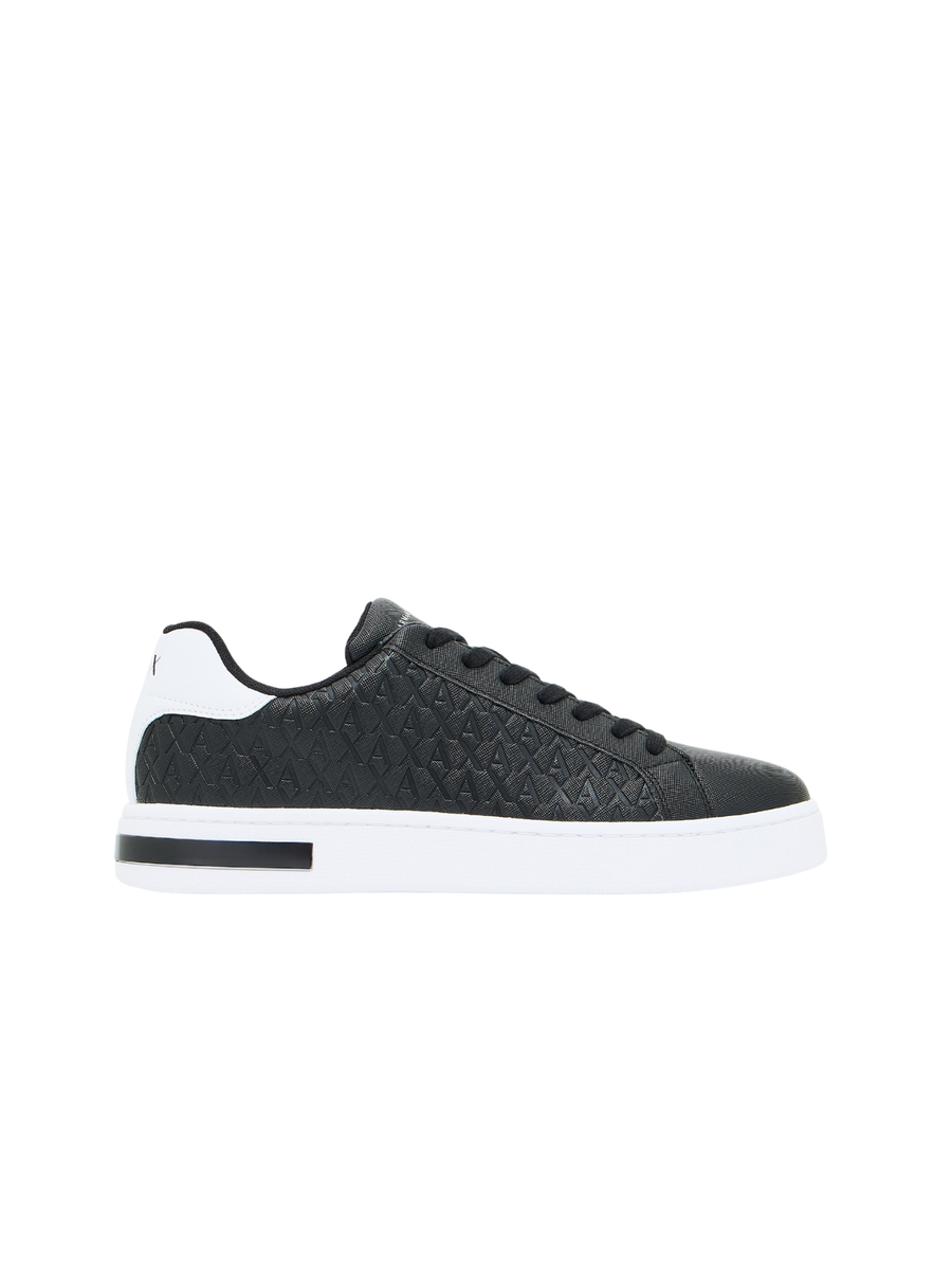 Sneakers Armani Exchange nere con logo in rilievo all over XM000140 MC011 Armani Exchange 