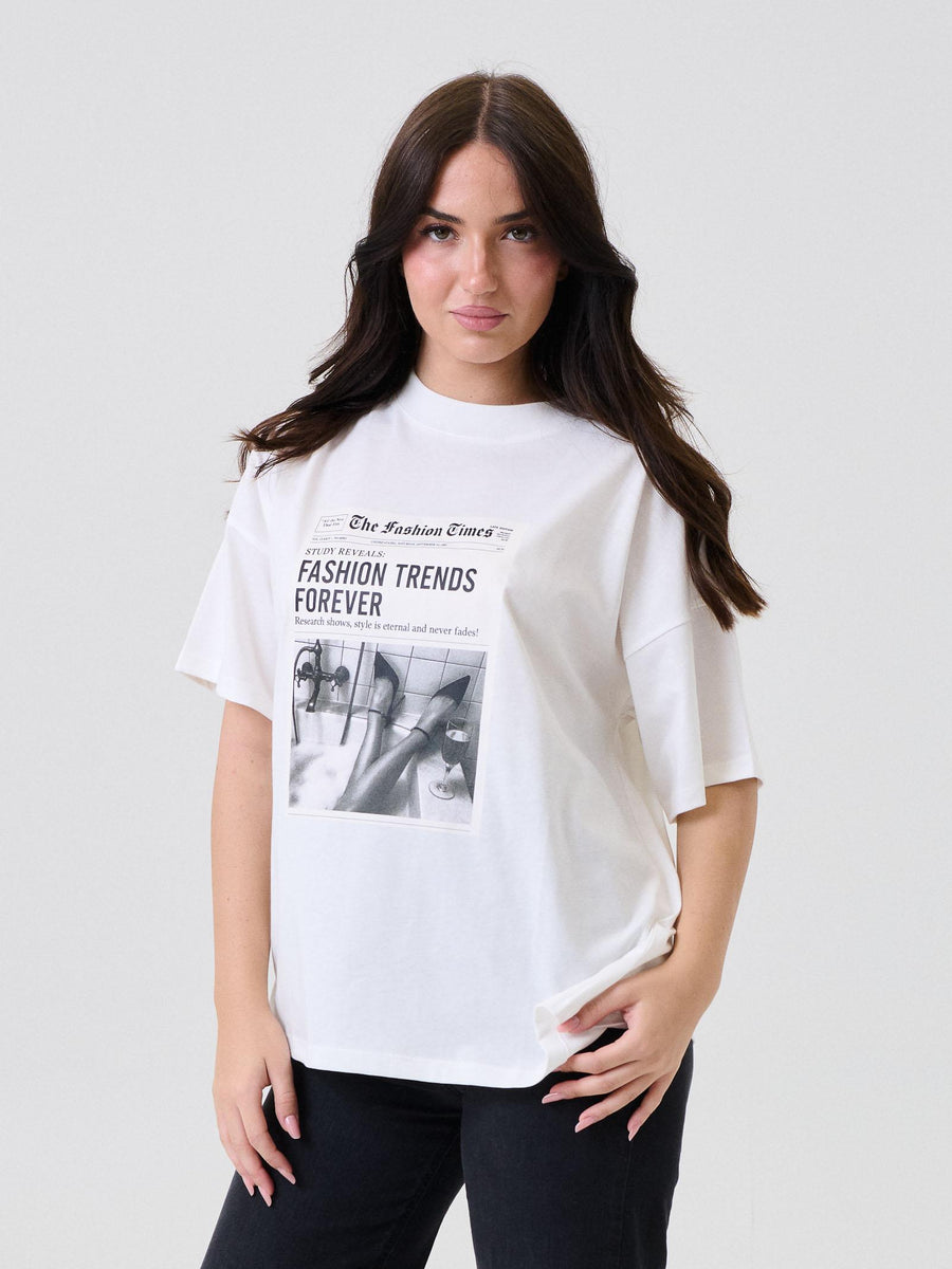 T-Shirt Vicolo bianca con stampa giornale RF0182 BIA Vicolo 