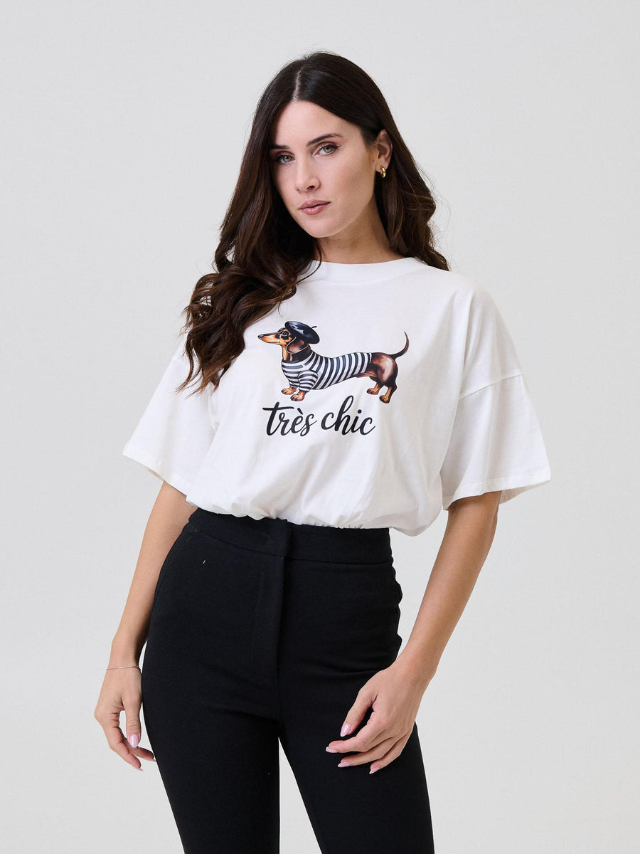 T-Shirt over Vicolo bianca con stampa cane "Très Chic" RF0412 UNI Vicolo 