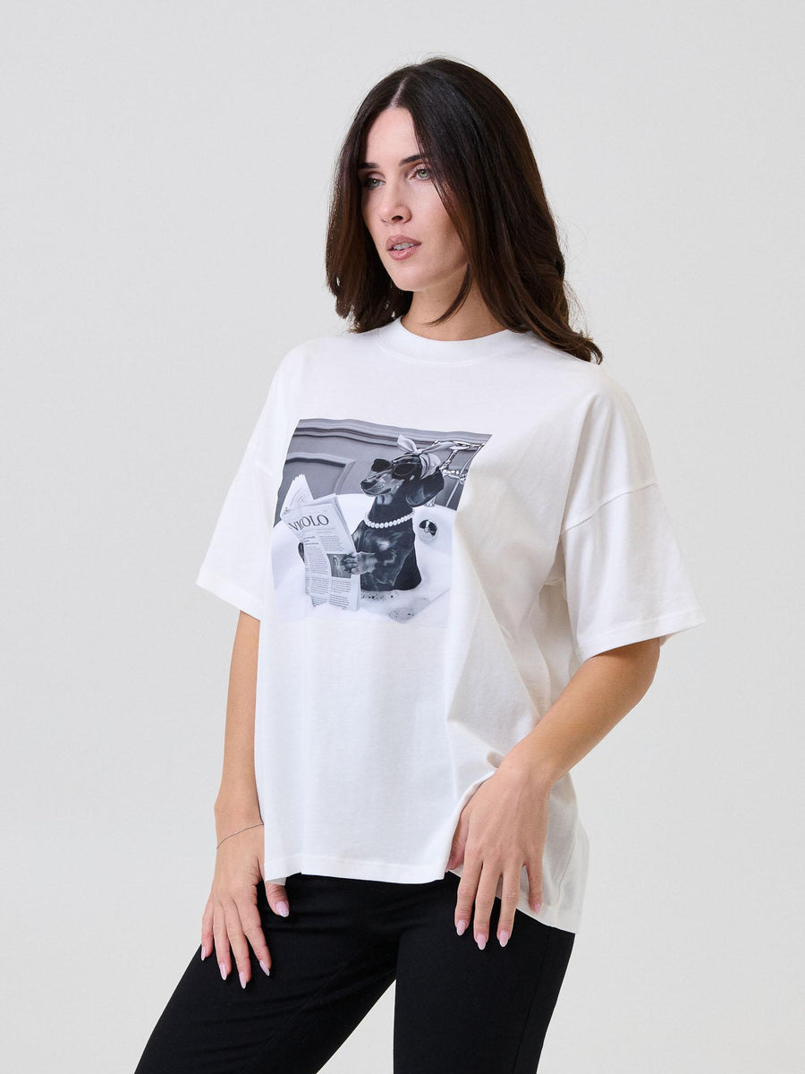 T-Shirt over Vicolo bianca con stampa vintage bassotto in relax RF0421 UNI Vicolo 