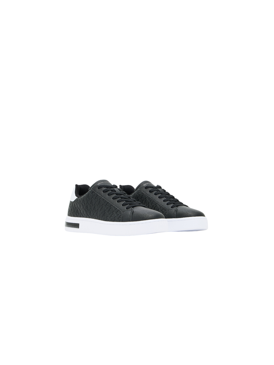 Sneakers Armani Exchange nere con logo in rilievo all over XM000140 MC011 Armani Exchange 