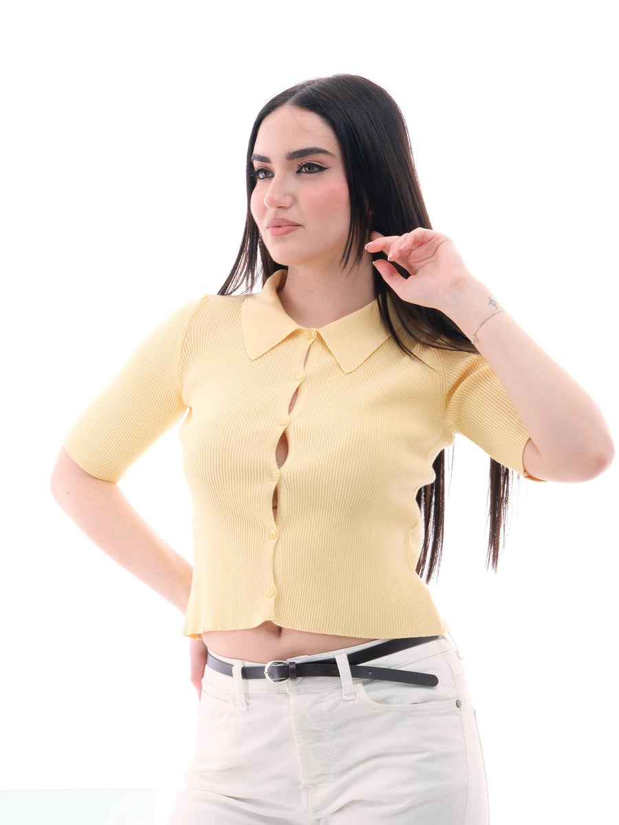 Polo slim Vicolo gialla con bottoncini 22090D GIA Vicolo 