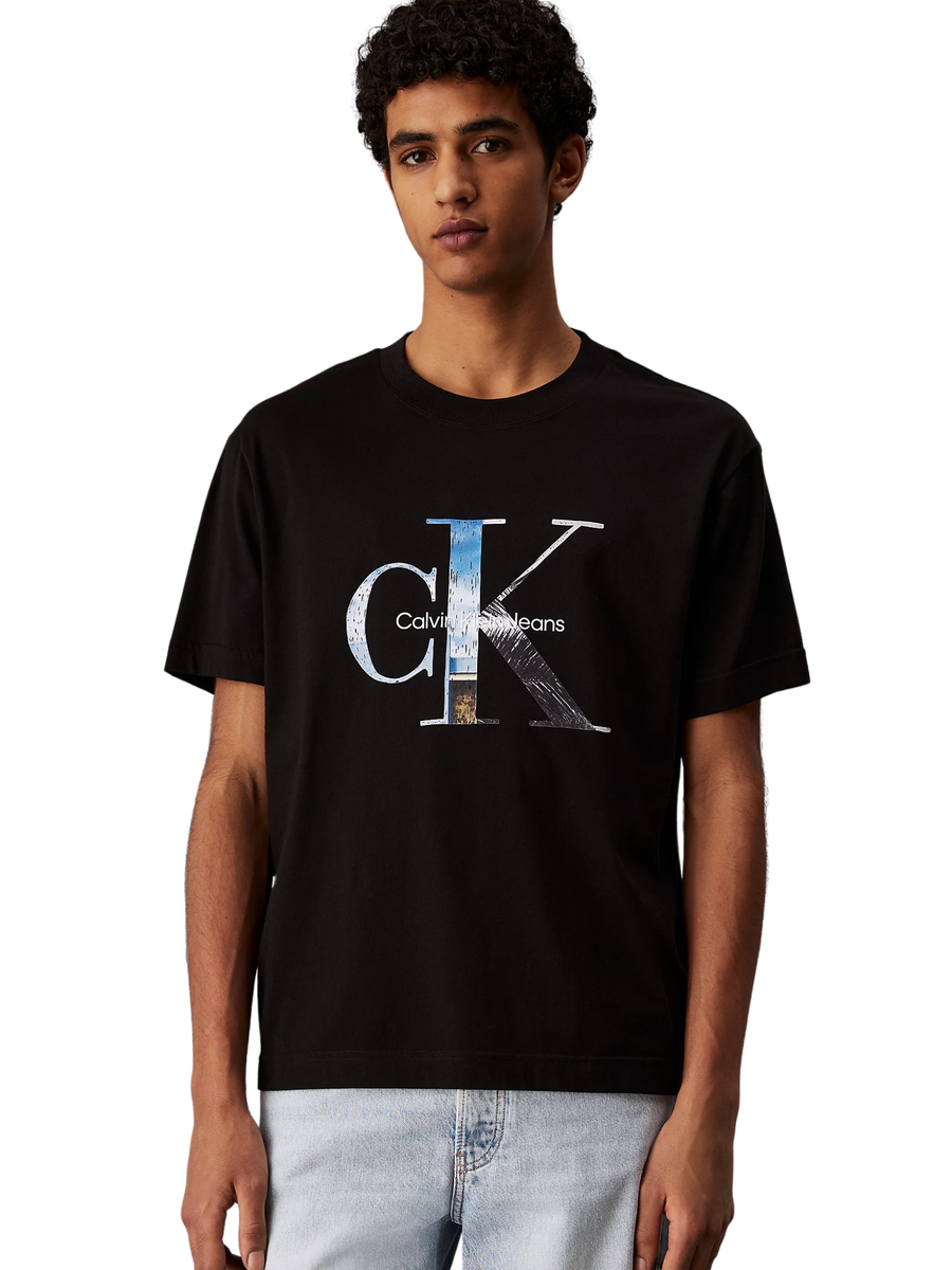 T-shirt Calvin Klein nera con stampa fotografica e monogramma J30J327483 BEH Calvin Klein 