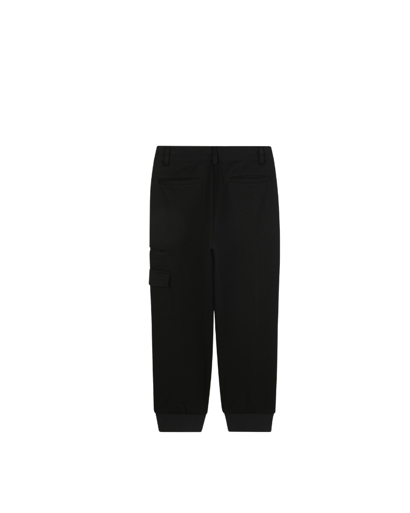 Pantalone cargo Boss nero con logo su tascone tono su tono J52296 09B Boss 