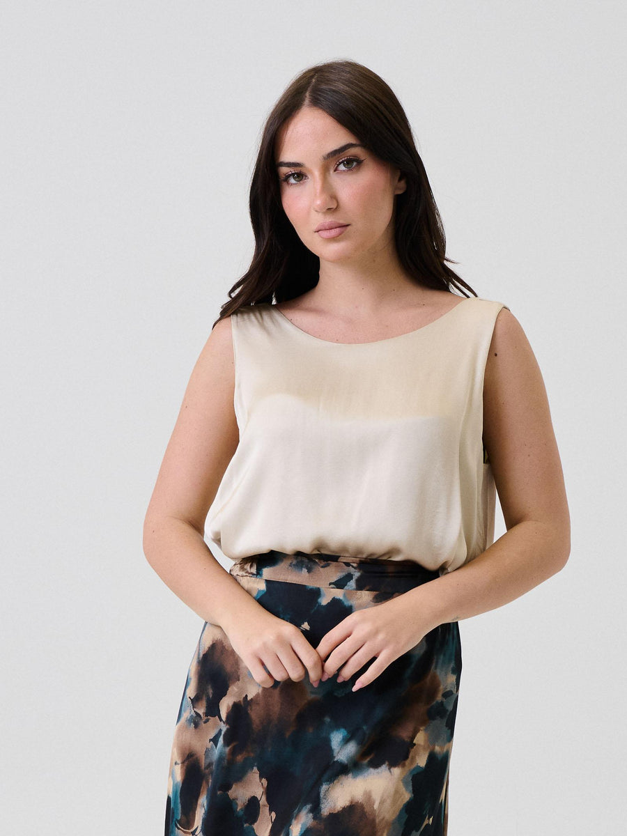 Bluse satinata Armoire beige con scollo posteriore a U E236T05Q LANA Armoire 