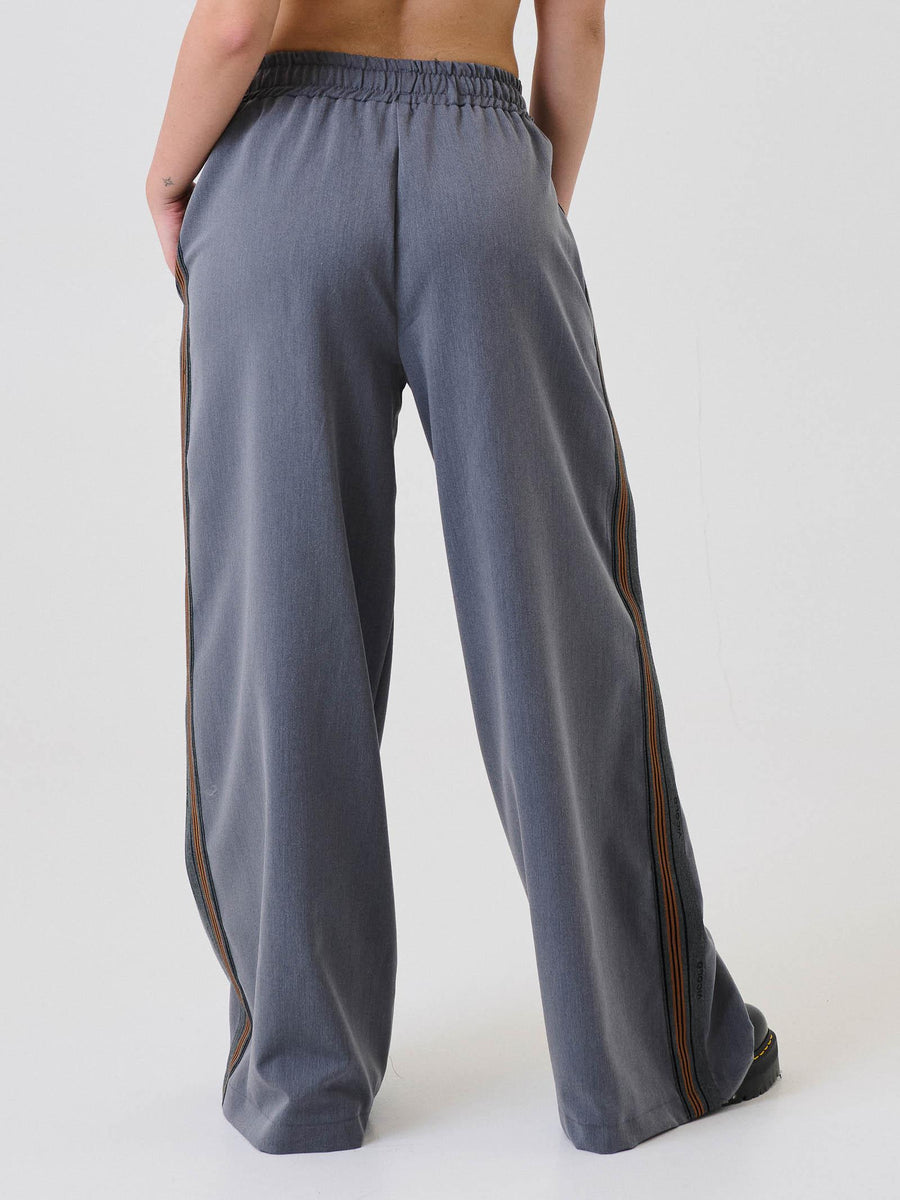 Pantalone Vicolo grigio con bande laterali logate TF0565 GRIGIO Vicolo 