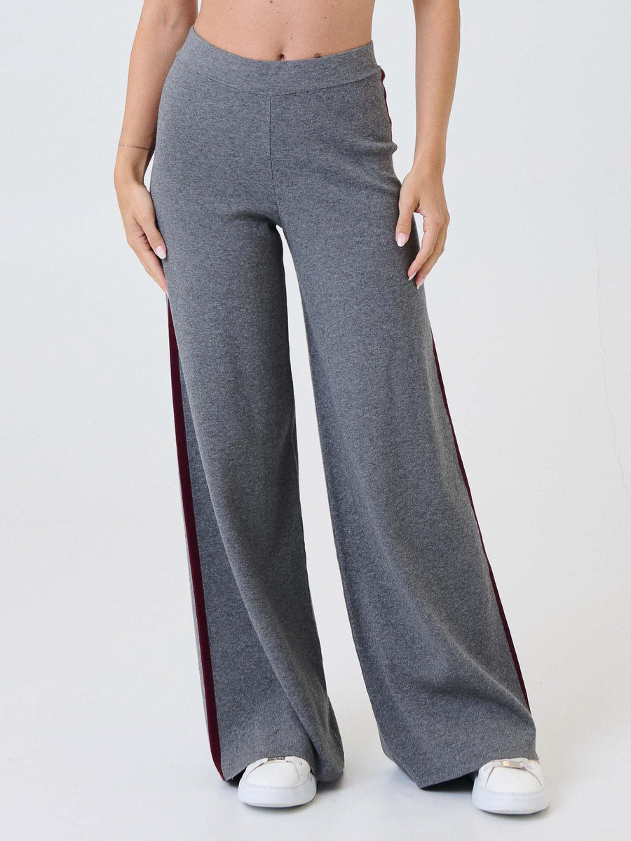 Pantalone a gamba ampia Kontatto grigio con bansde laterali bordeaux 3M0942C GRIGIO kontatto 