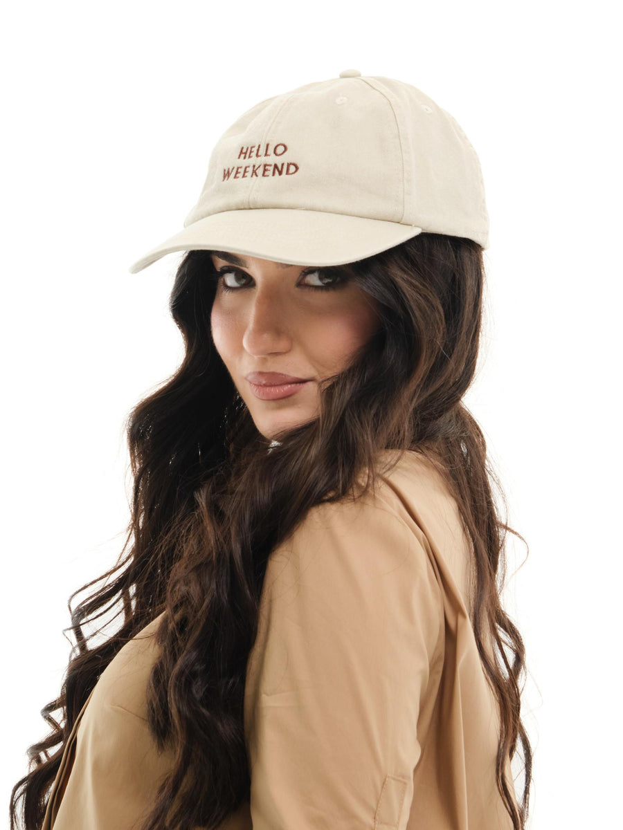 Berretto "baseball" Vicolo beige con ricami AD0065 BEI Vicolo 