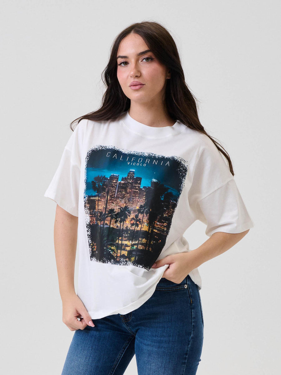 T-Shirt Vicolo bianca con stampa california RF0258 BIA Vicolo 