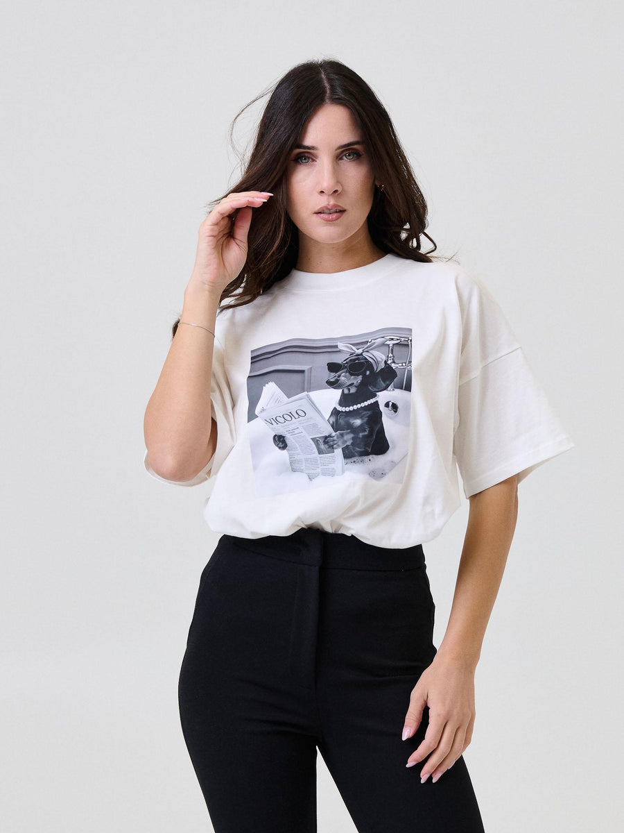 T-Shirt over Vicolo bianca con stampa vintage bassotto in relax RF0421 UNI Vicolo 