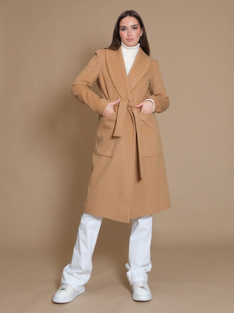 Cappotto Armoire a vestaglia con rever sciallato e tasconi cammello CP231 CAMMELLO Armoire 
