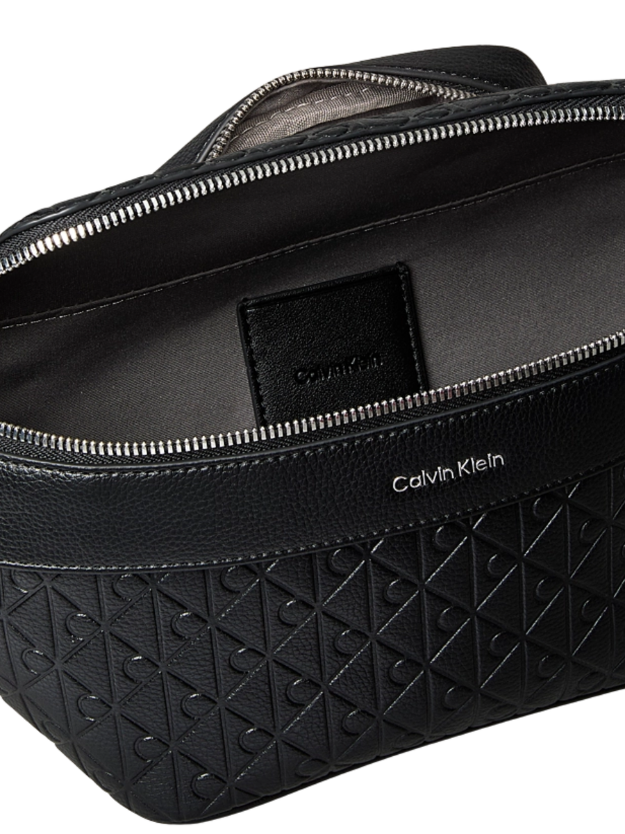 Marsupio Calvin Klein nero con stampa monogram all over LV04D3205G UB1 Calvin Klein 
