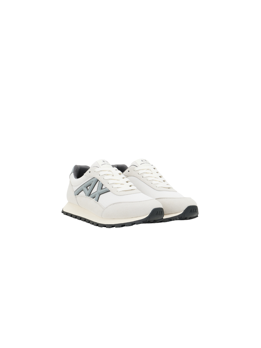 Sneakers Armani Exchange bianche con logo AX a contrasto XM001960 MZ430 Armani Exchange 