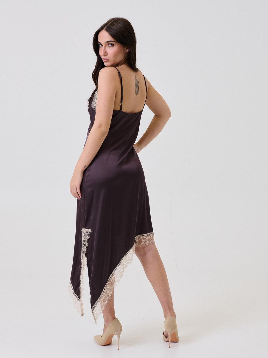 Abito in raso Vicolo vino con dettagli in pizzo beige TF1087 VINO Vicolo 