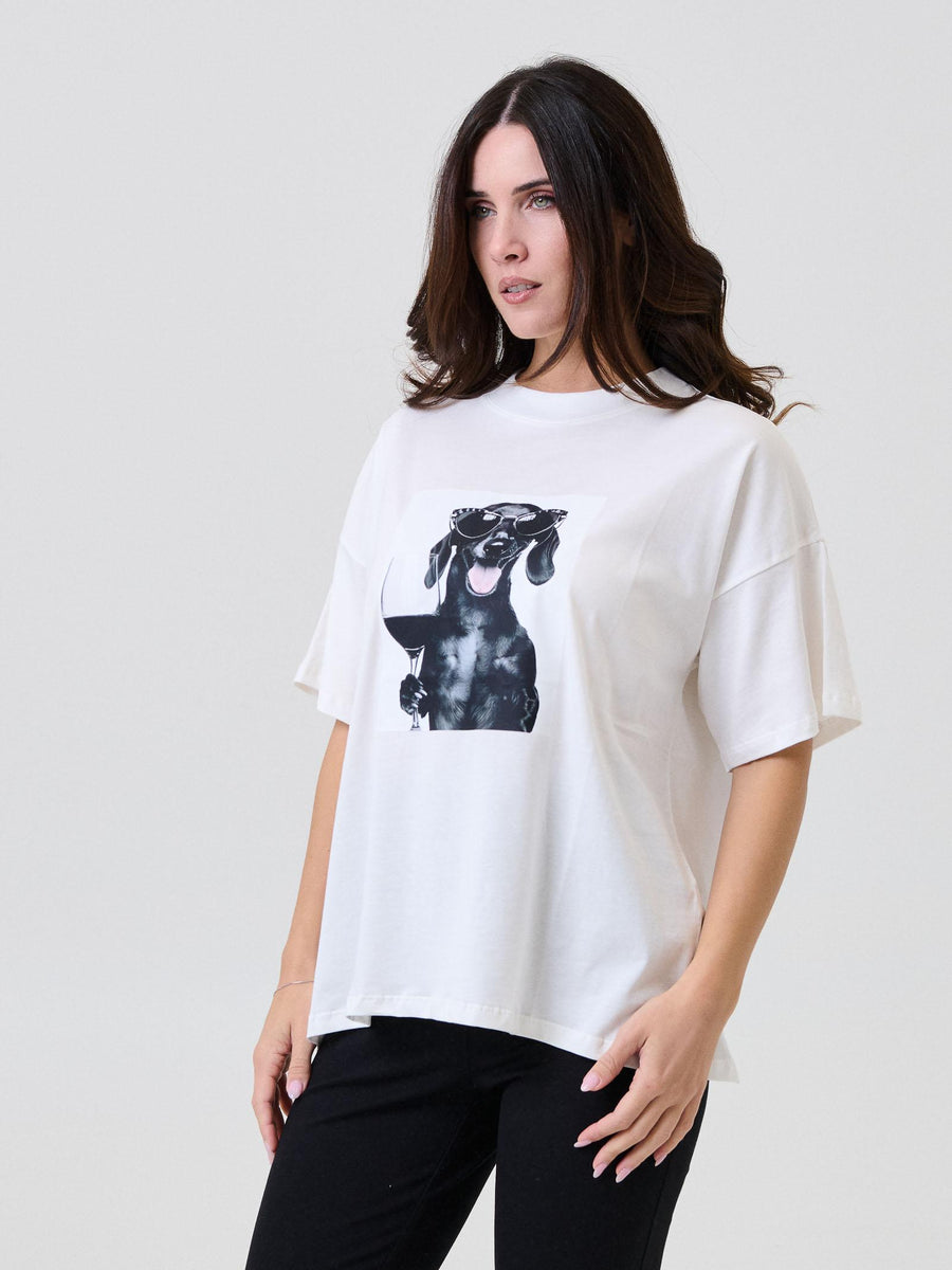 T-Shirt over Vicolo bianca con stampa cane con bicchiere di vino RF0413 UNI Vicolo 