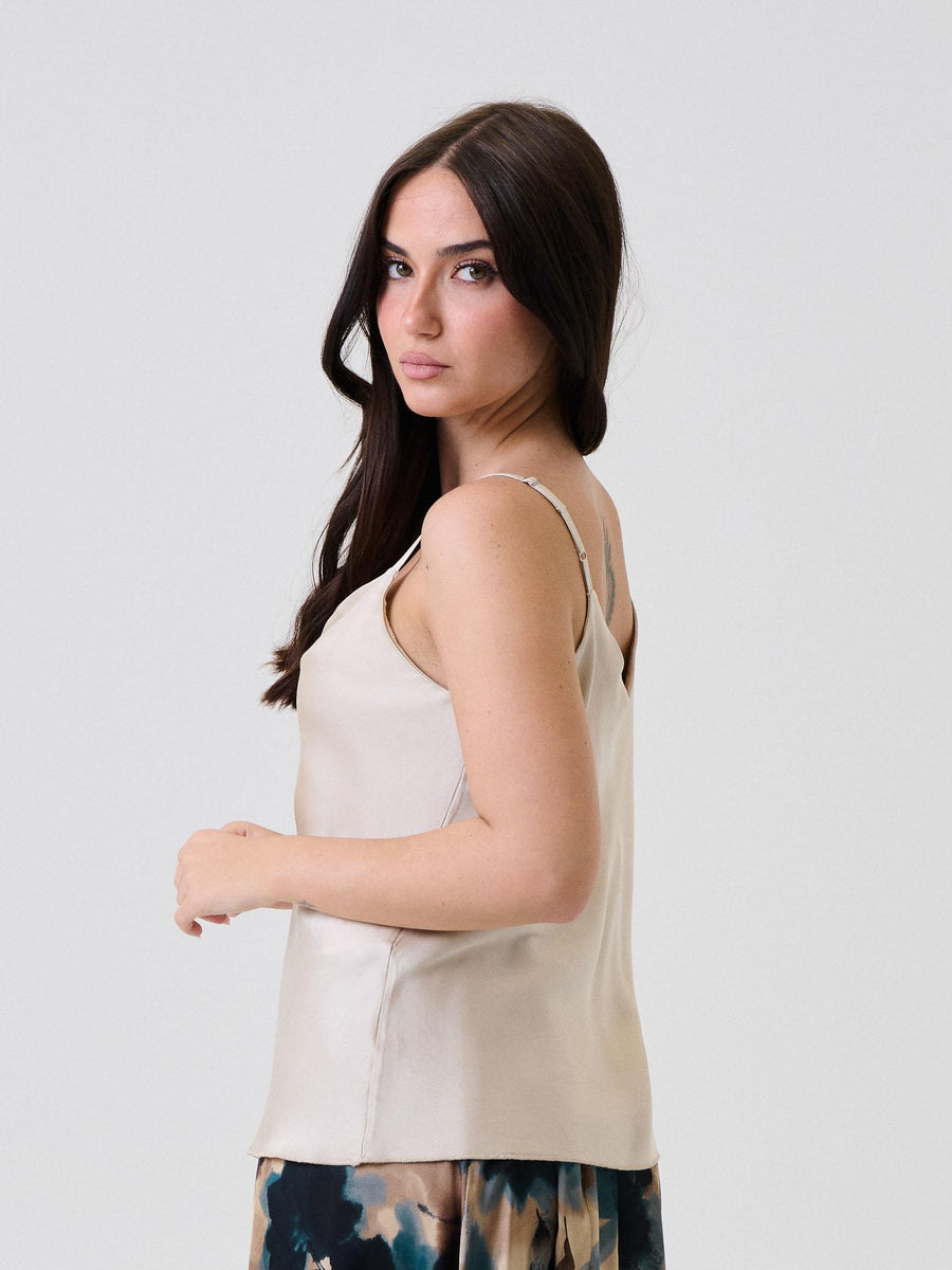 Bluse Armoire beige con scollo rotondo E329T22R LANA Armoire 