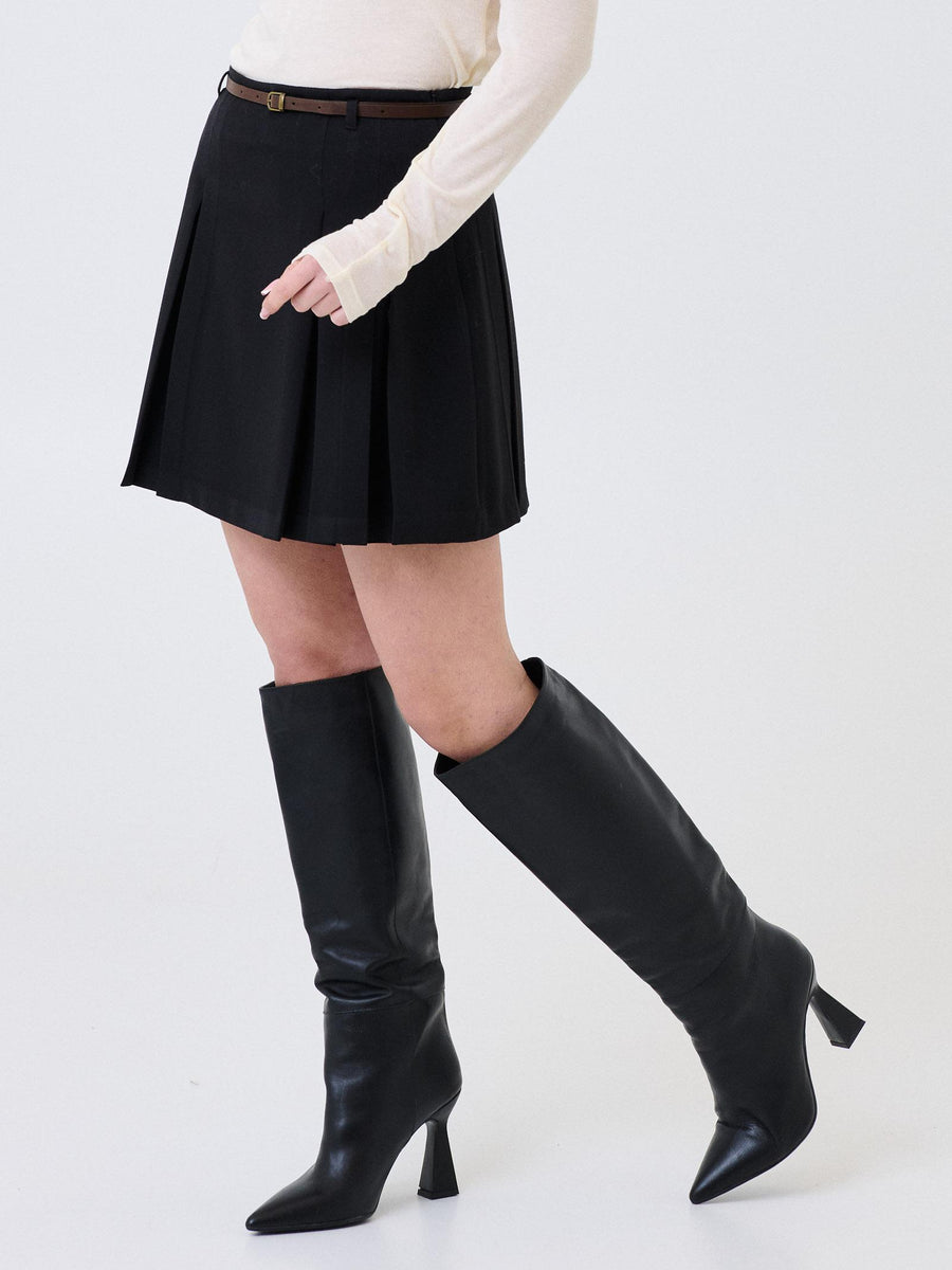 Gonna Armoire nera con pinces e cintura in coordinato 25761 NERO Armoire 