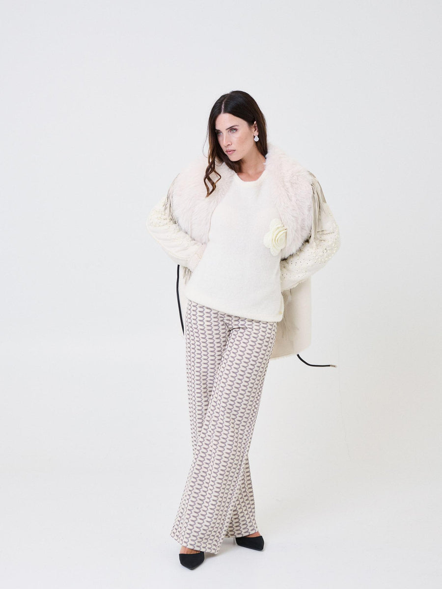 Cappotto in eco-montone Pho Firenze bianco panna con frange e ricami 3D 4324007 UNI PHO FIRENZE 