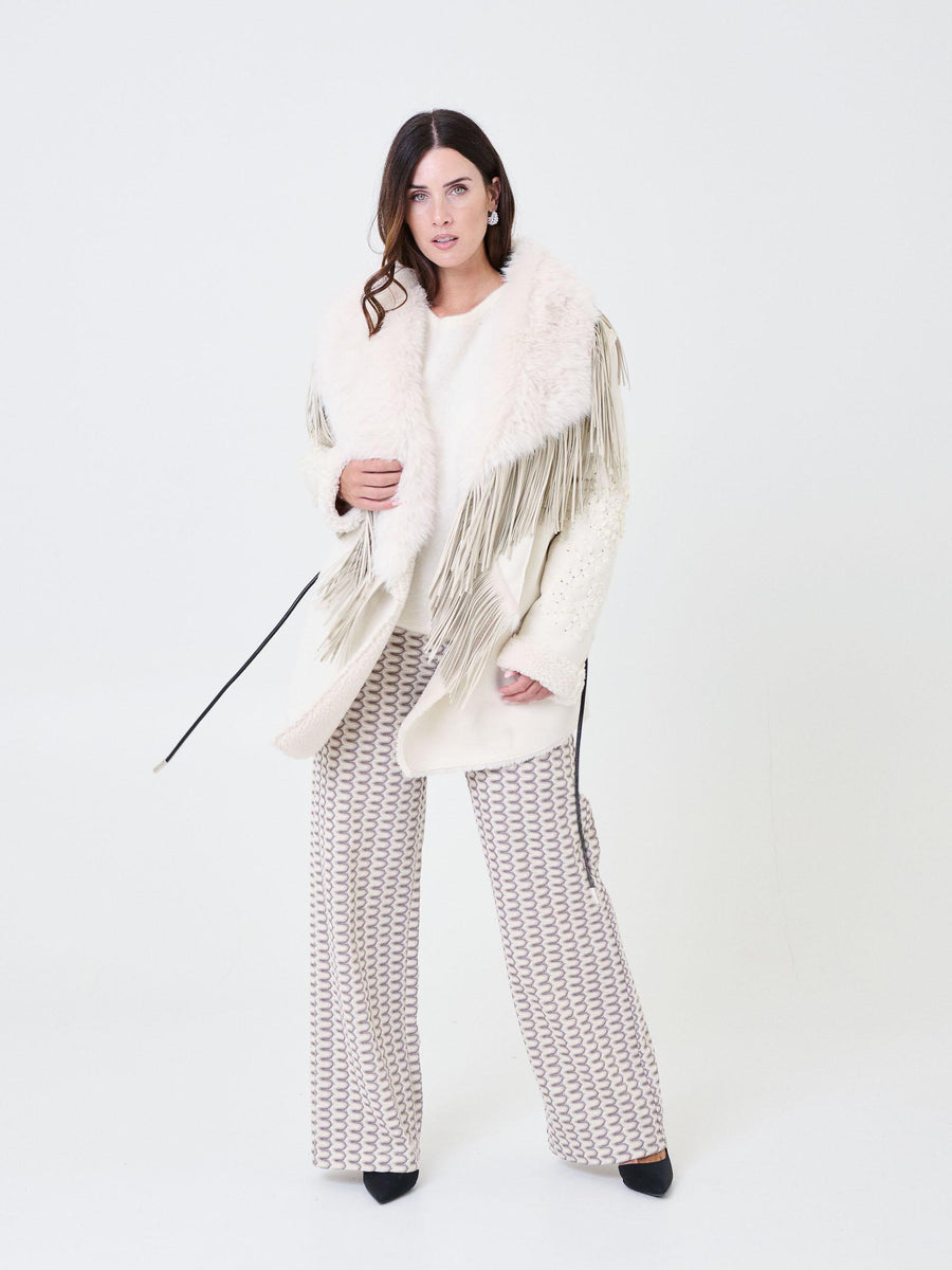 Maglione over Pho Firenze bianco con applicazioni fiori su spalla 4324016 NATURAL PHO FIRENZE 