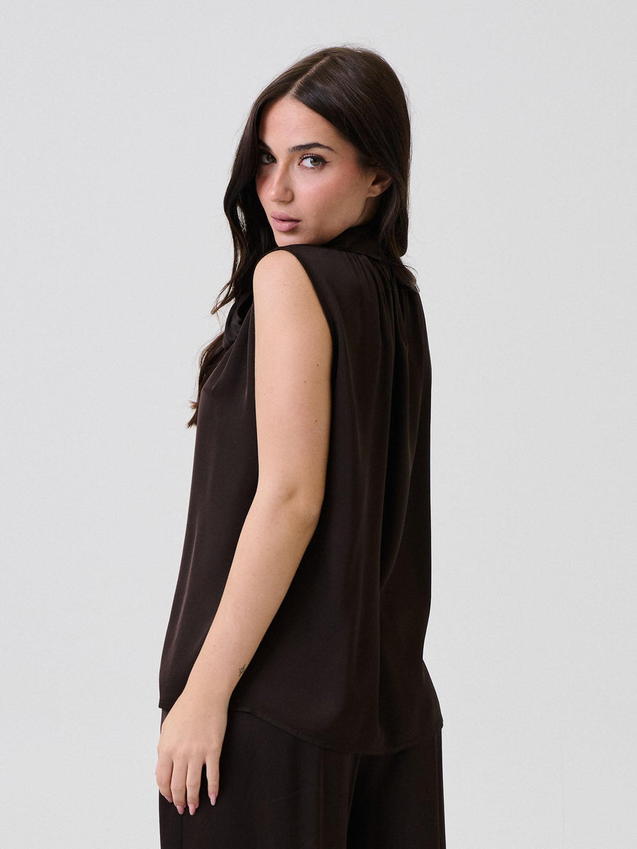 Top a collo alto Armoire marrone scuro con fusciacca F8718T05Q MOKA Armoire 